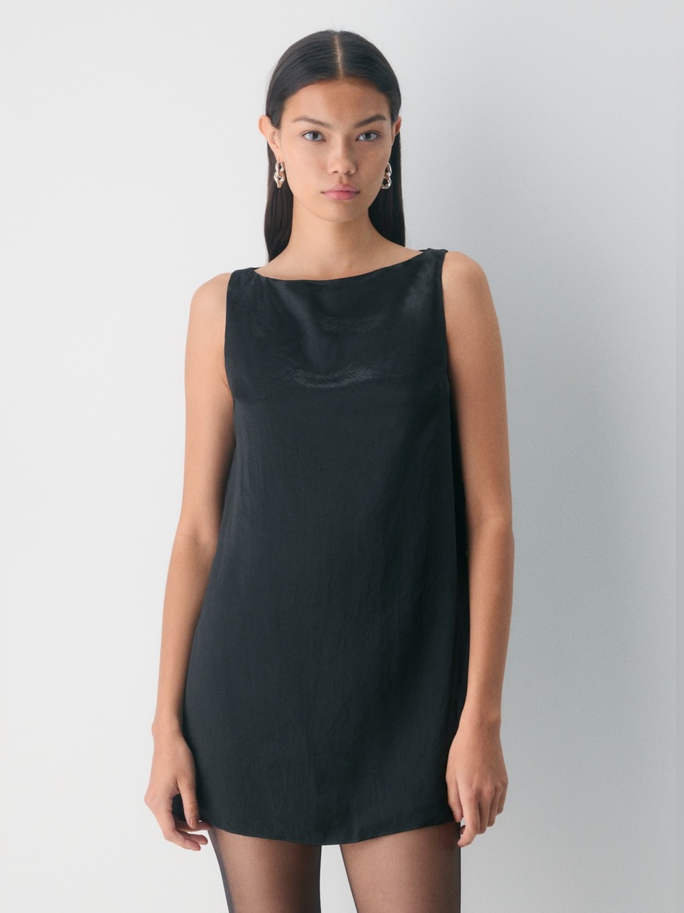 Aritzia Babaton Era Satin Dress